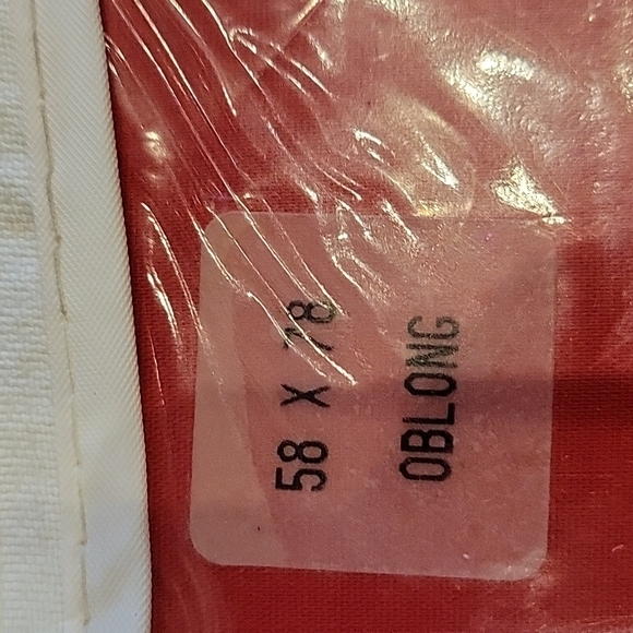 QUAKER LACE VALUE PACK Lace Cloth and Solid Red 58x78 Oblong VINTAGE New in Pack - Picture 5 of 6